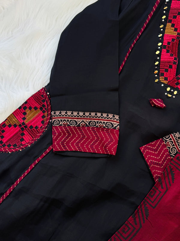 Premium Glass Chanderi Mirror Work Kurti Set – Paired with Cotton Dupatta & Palazzo ✨