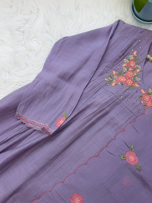 ✨ Mul Chanderi Floral Handwork Anarkali Set