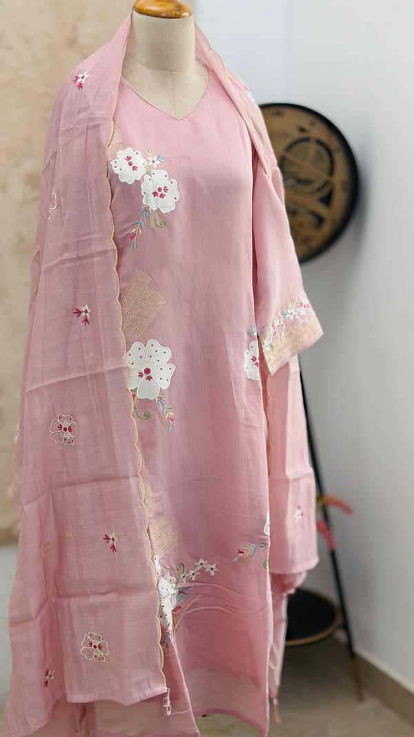 ✨ Premium Mul Chanderi Appliqué Work Kurti Set ✨