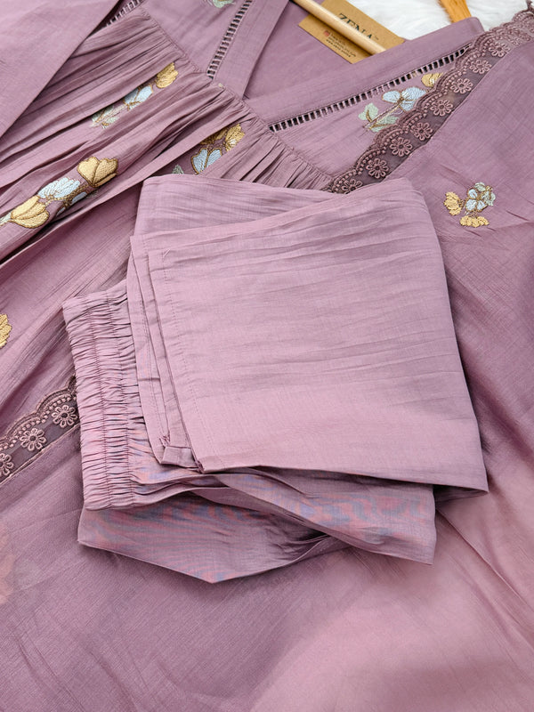 ✨ Pure Mul Chanderi Embroidery Work Anarkali Set