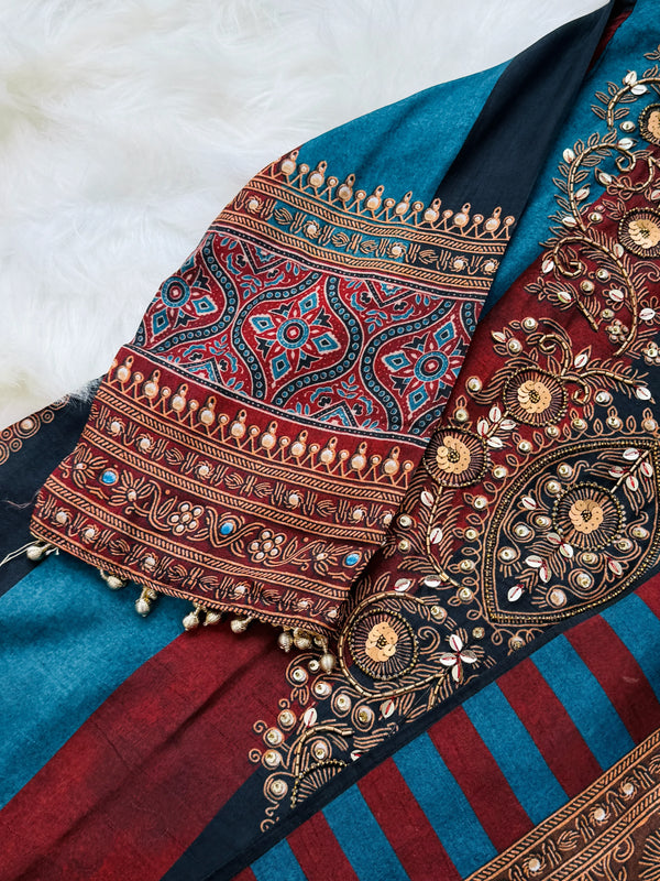✨ Embroidered Hand-Detailed Farshi Salwar Set