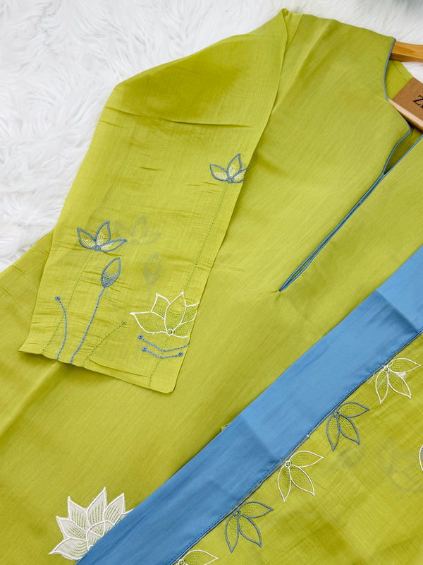 ✨ Mul Chanderi Appliqué Work Kurti Set ✨