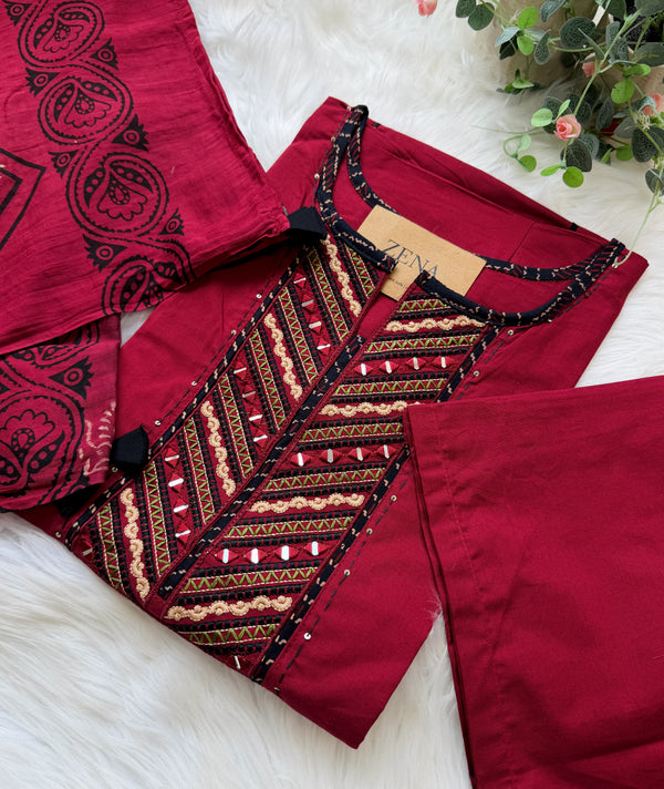 ✨ Pure Cotton Mirror Work Slitted Kurti Set ✨