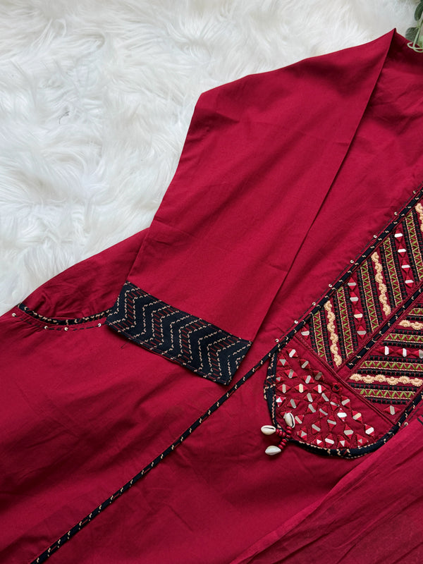 ✨ Pure Cotton Mirror Work Slitted Kurti Set ✨
