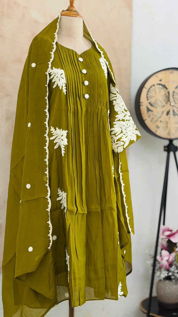 ✨ Mul Chanderi Embroidered Anarkali Set ✨