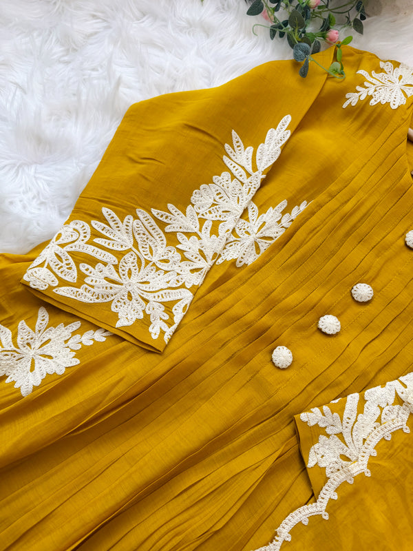 ✨ Mul Chanderi Embroidered Anarkali Set ✨
