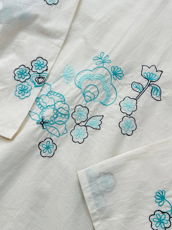 Pure Mul Cotton Embroidered Kurti Set – Elegant & Comfortable