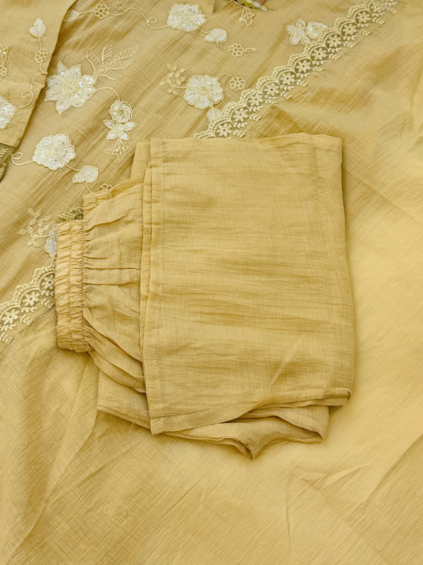 ✨ Mul Chanderi Embroidered Kurti Set ✨