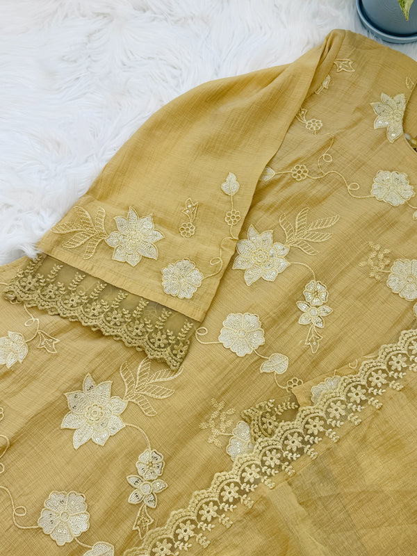 ✨ Mul Chanderi Embroidered Kurti Set ✨