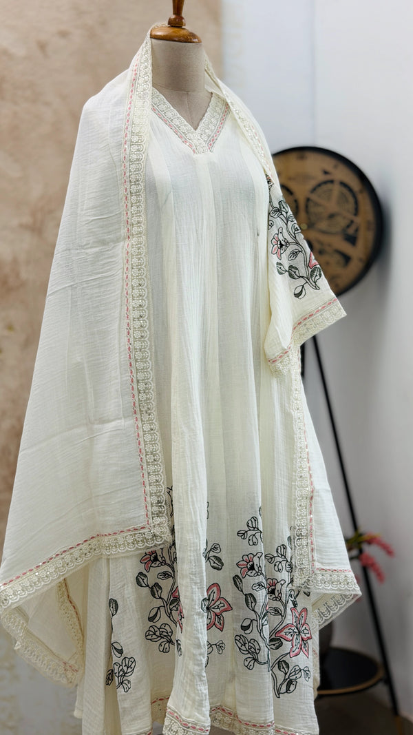 ✨ Mul Cotton Embroidered Kurti Set ✨