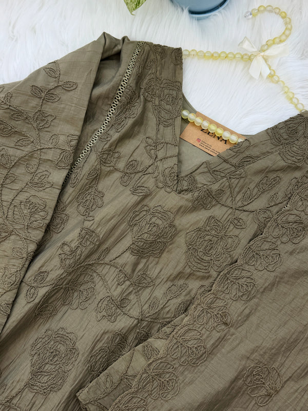 ✨ Pure Mul Chanderi Embroidered A-Line Kurti Set