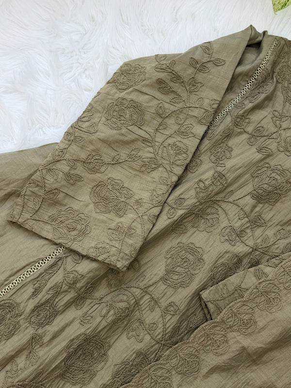 ✨ Pure Mul Chanderi Embroidered A-Line Kurti Set
