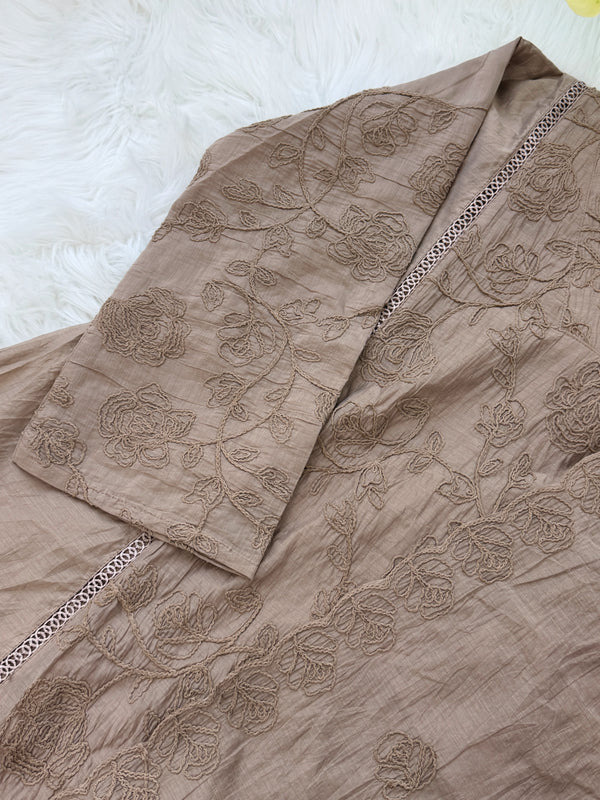 ✨ Pure Mul Chanderi Embroidered A-Line Kurti Set