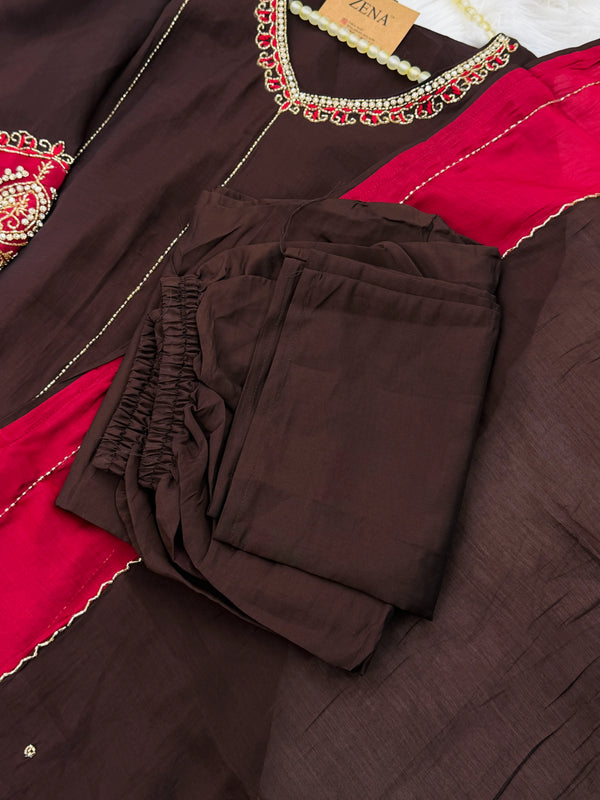 ✨ Mul Chanderi Handwork Party Wear Kurti Set