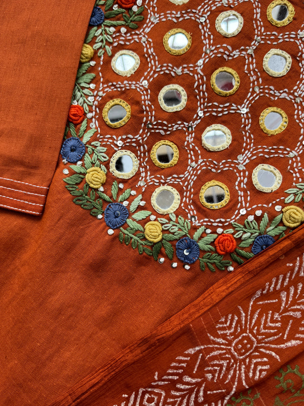 ✨ Pure Cotton Mirror Work Kurti Set ✨