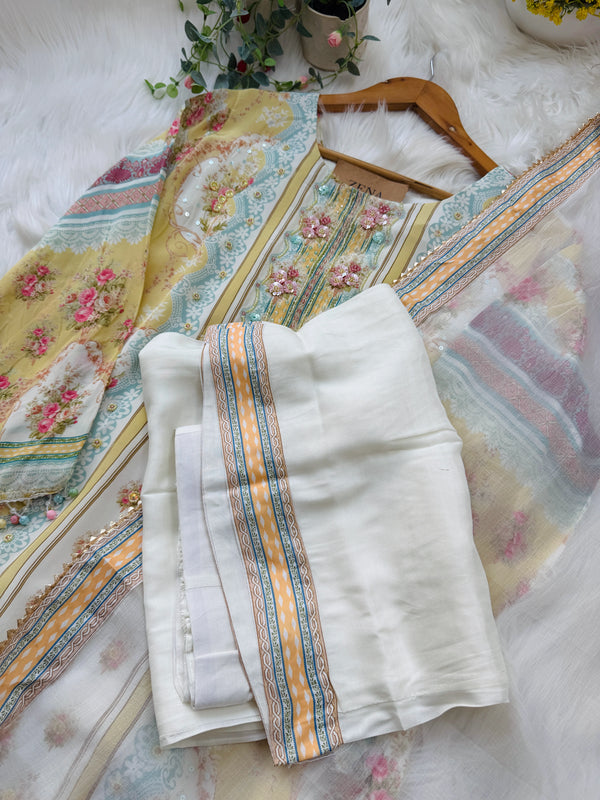 ✨ Pure Crepe Pakistani Hand Detailed Suit ✨