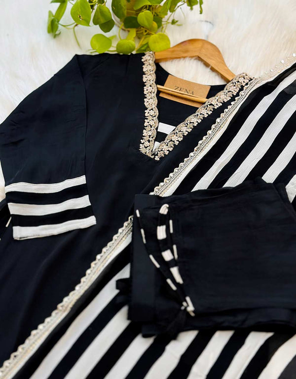 Graceful Sophistication – READY TO WEAR PURE CREPE KURTI SET ✨