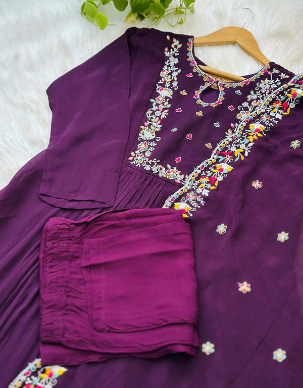 Ready-to-Wear Chinnon Hand Work Kurti Set – Luxurious Elegance & Timeless Charm ✨