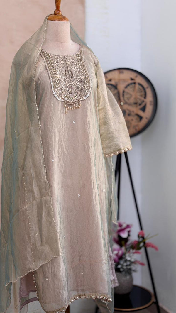 ✨ Premium Crushed Tissue Silk Handwork Suit – Top, Bottom & Dupatta ✨