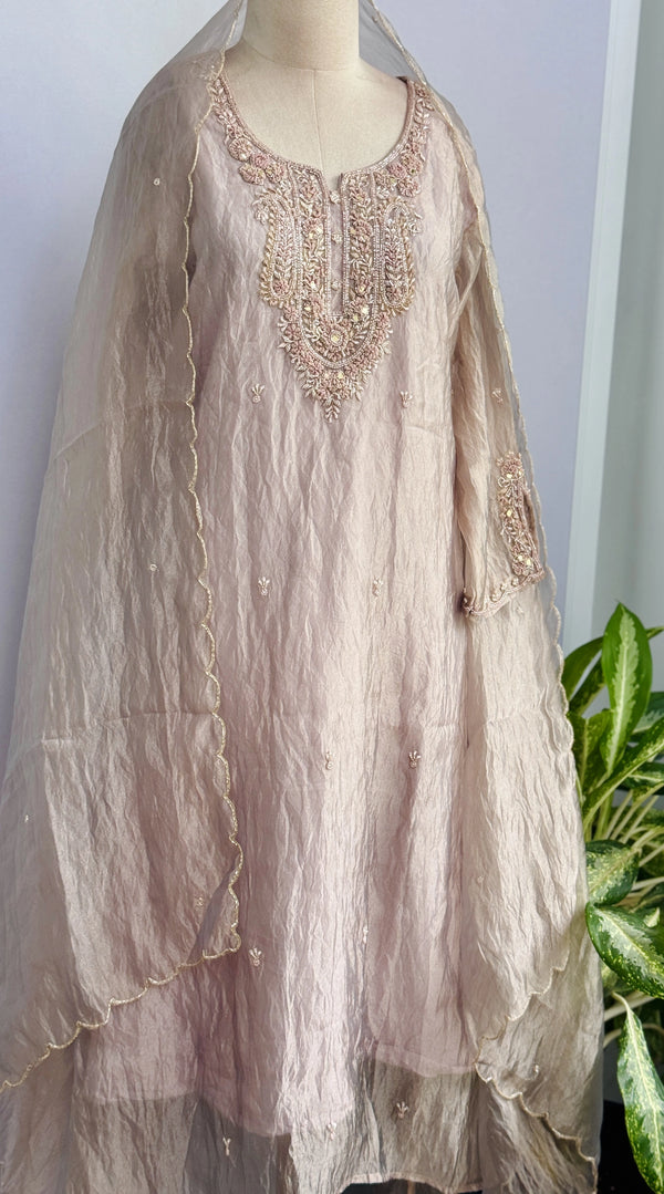 ✨ Premium Crushed Tissue Silk Handwork Suit – Top, Bottom & Dupatta ✨