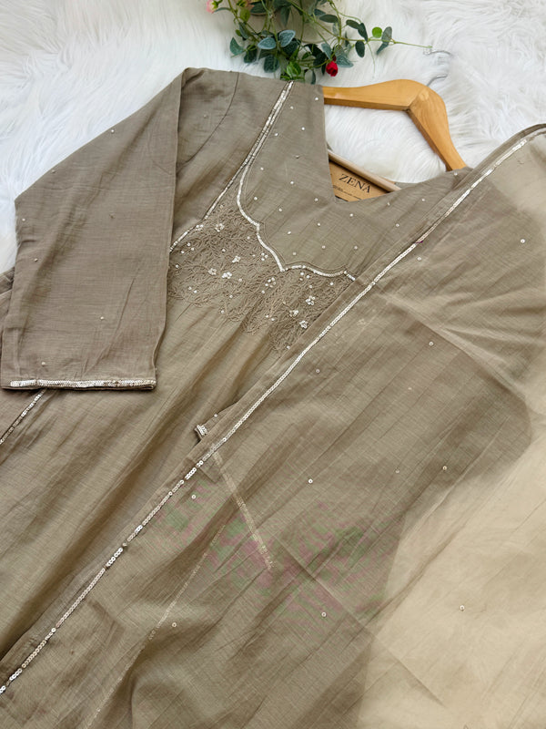 Mul Chanderi Hand-Detailed Anarkali Set