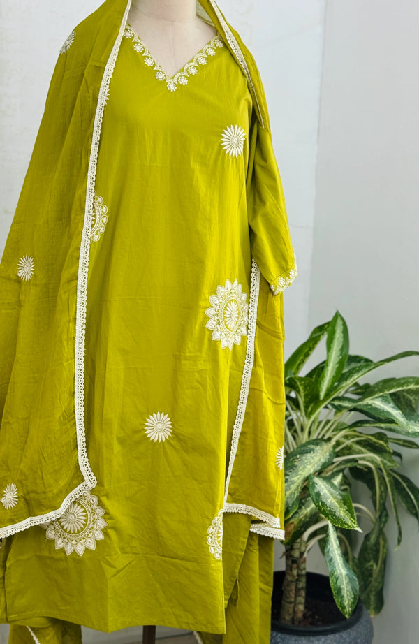 Pure Cotton Embroidered Kurti Set 🌿