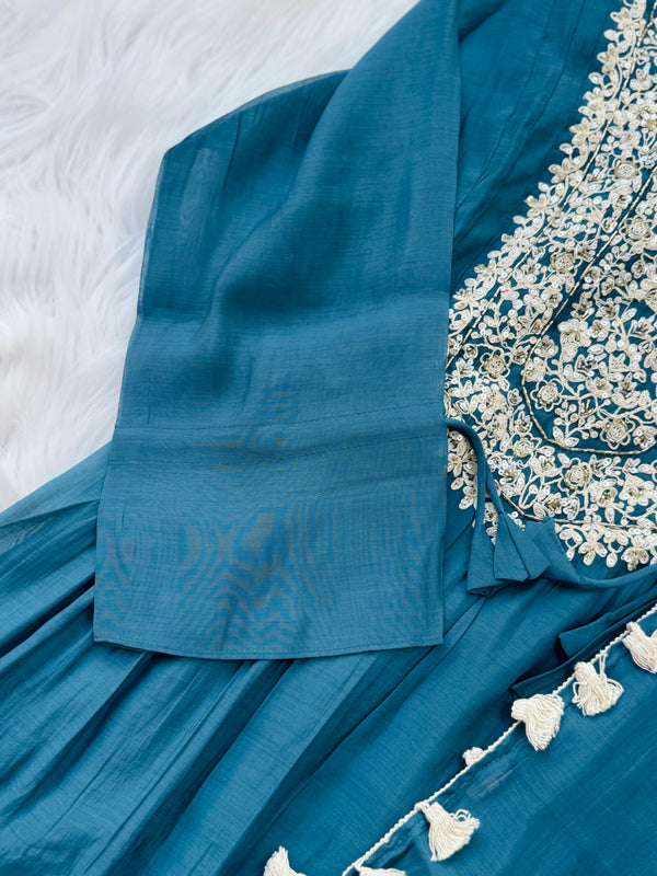 ✨ Mul Chanderi Embroidered Party Wear Kurti Set ✨