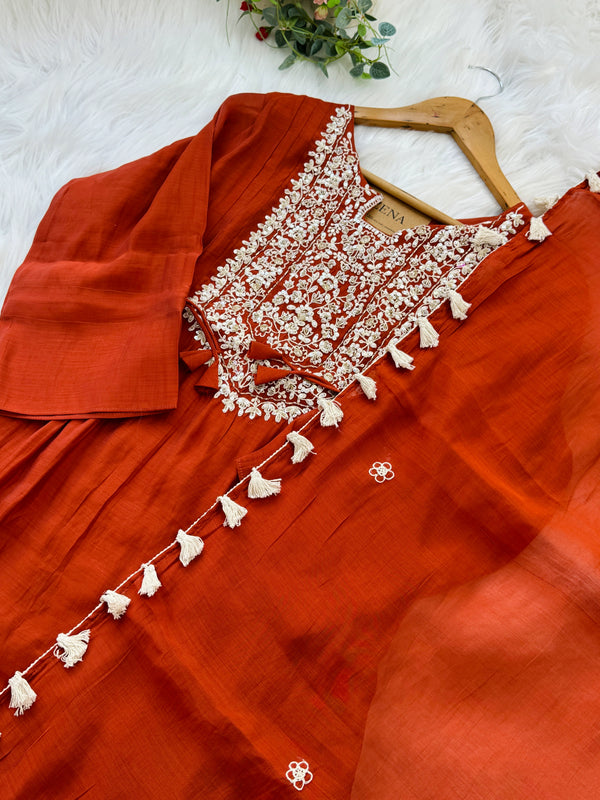 ✨ Mul Chanderi Embroidered Party Wear Kurti Set ✨