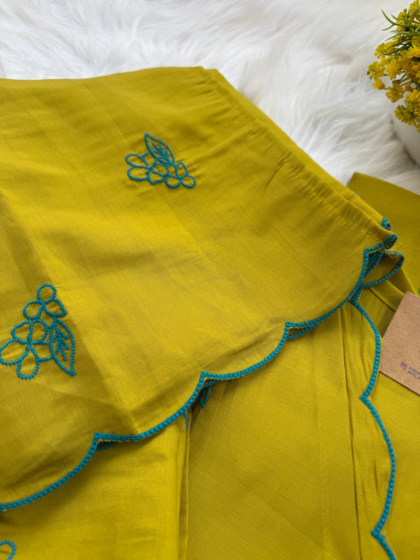 ✨ Mul Chanderi Embroidered Kurti Set ✨