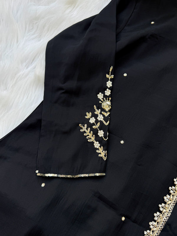 ✨ Mul Chanderi Hand Detailed Anarkali Set ✨