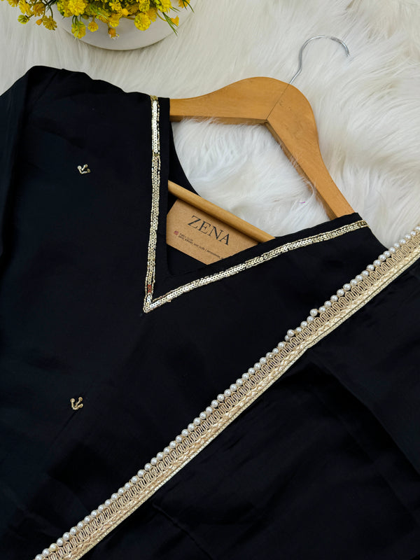 ✨ Mul Chanderi Hand Detailed Anarkali Set ✨