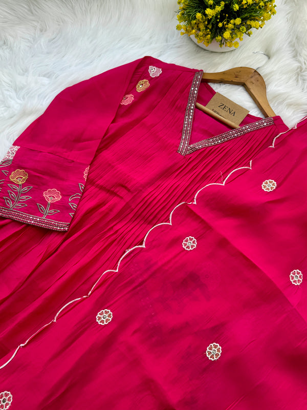 ✨ Mul Chanderi Embroidered Anarkali Set ✨