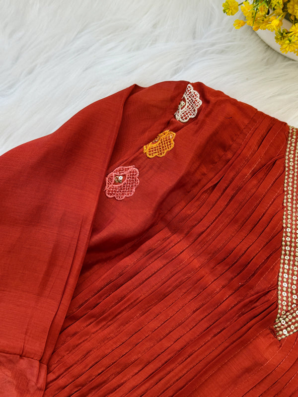 ✨ Mul Chanderi Embroidered Anarkali Set ✨