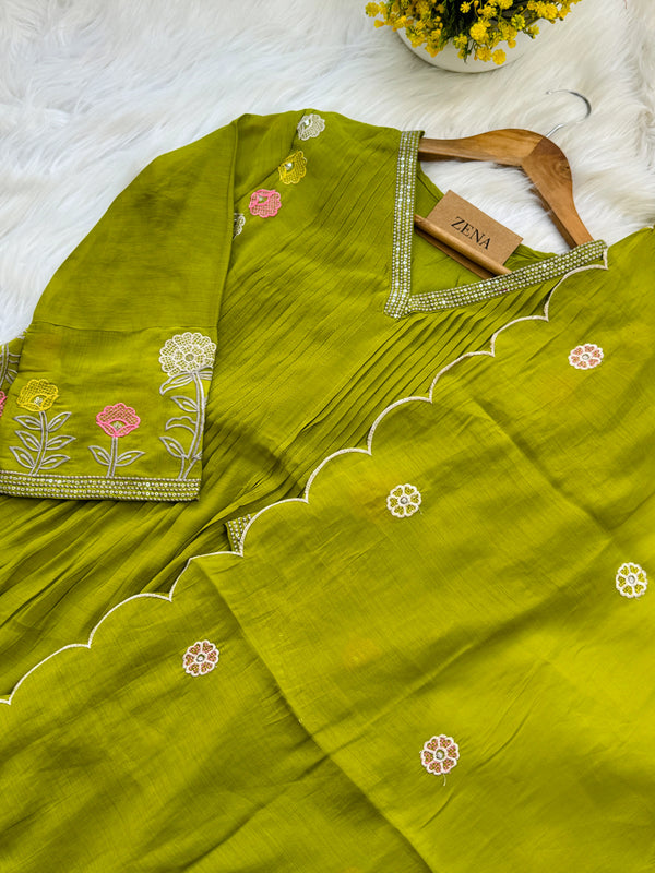 ✨ Mul Chanderi Embroidered Anarkali Set ✨