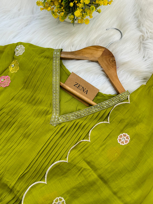 ✨ Mul Chanderi Embroidered Anarkali Set ✨