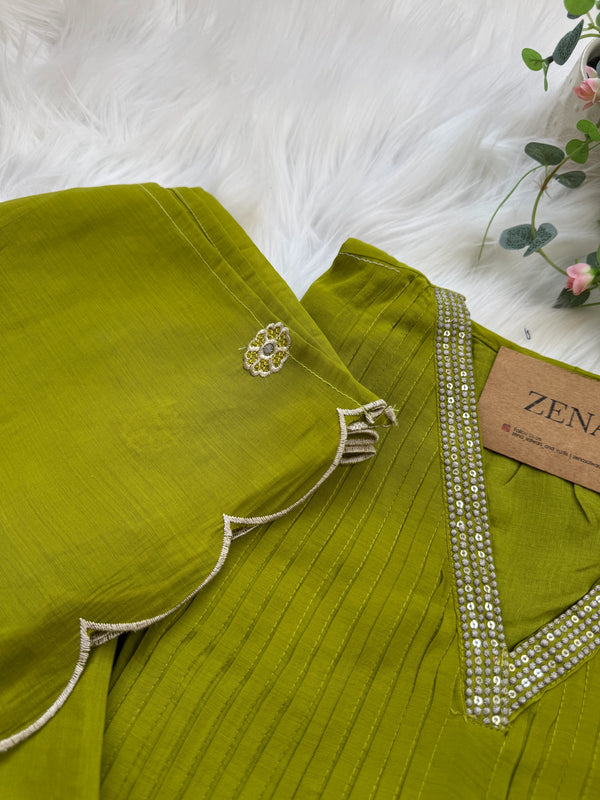 ✨ Mul Chanderi Embroidered Anarkali Set ✨