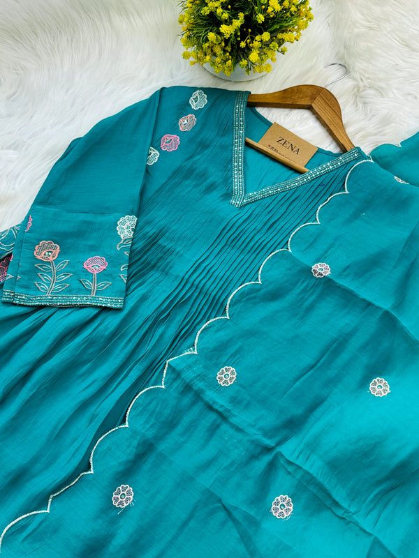 ✨ Mul Chanderi Embroidered Anarkali Set ✨