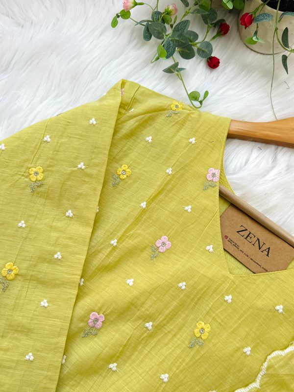 ✨ Pure Mul Chanderi Embroidered Kurti Set ✨