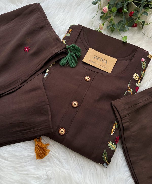 ✨ Glass Chanderi Embroidered Kurti Set ✨