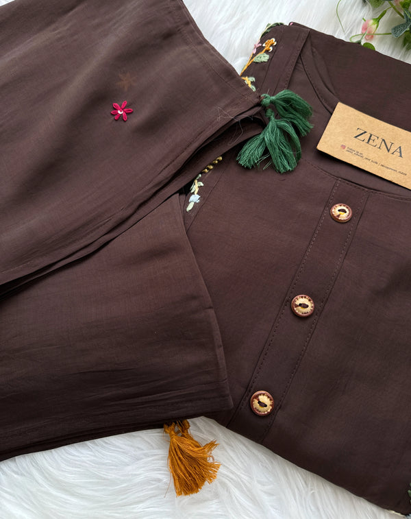 ✨ Glass Chanderi Embroidered Kurti Set ✨