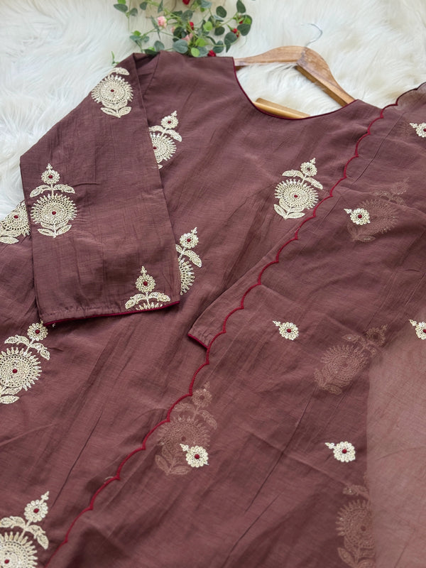 ✨ Premium Mul Chanderi Hand-Detailed Kurti Set ✨