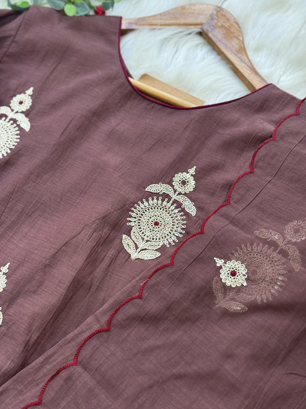 ✨ Premium Mul Chanderi Hand-Detailed Kurti Set ✨