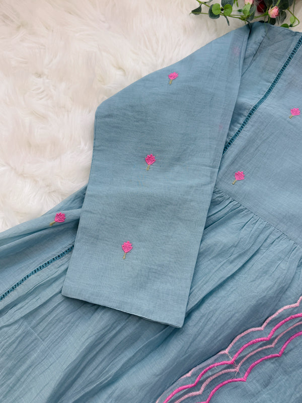 ✨ Premium Mul Chanderi Hand-Detailed Kurti Set ✨