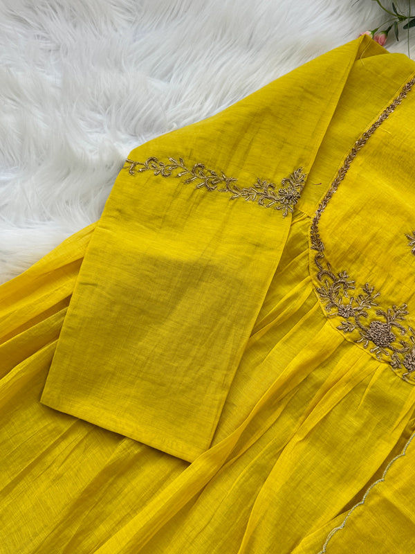 ✨ Premium Mul Chanderi Hand Detailed Kurti Set ✨