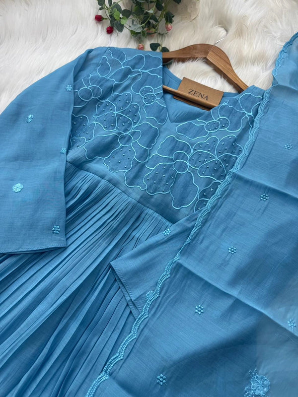 ✨ Mul Chanderi Appliqué Work Kurti Set ✨