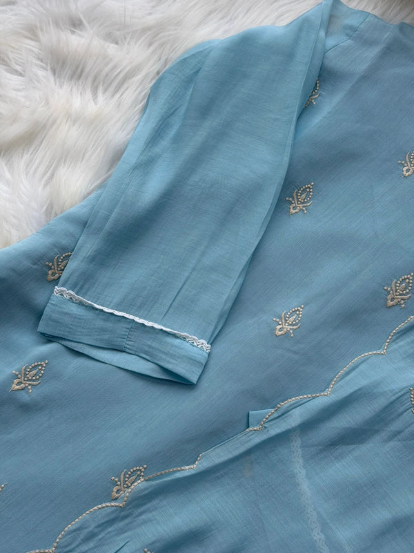 ✨ Mul Chanderi Embroidered Kurti Set ✨