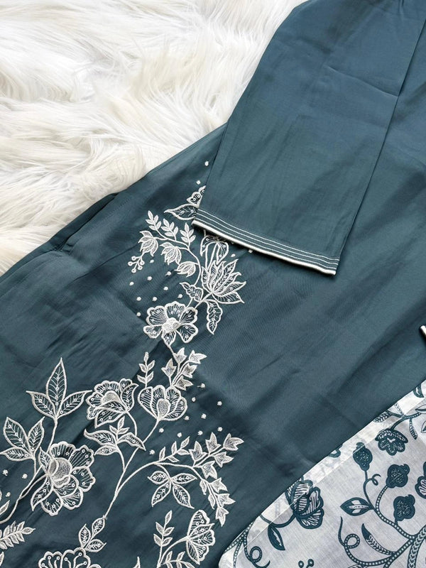 ✨ Modal Mul Chanderi Embroidered Kurti Set ✨