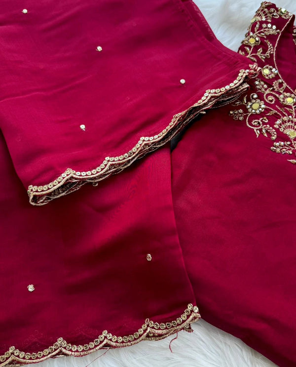 ✨ Glass Chanderi Embroidered Party Wear Kurti Set ✨