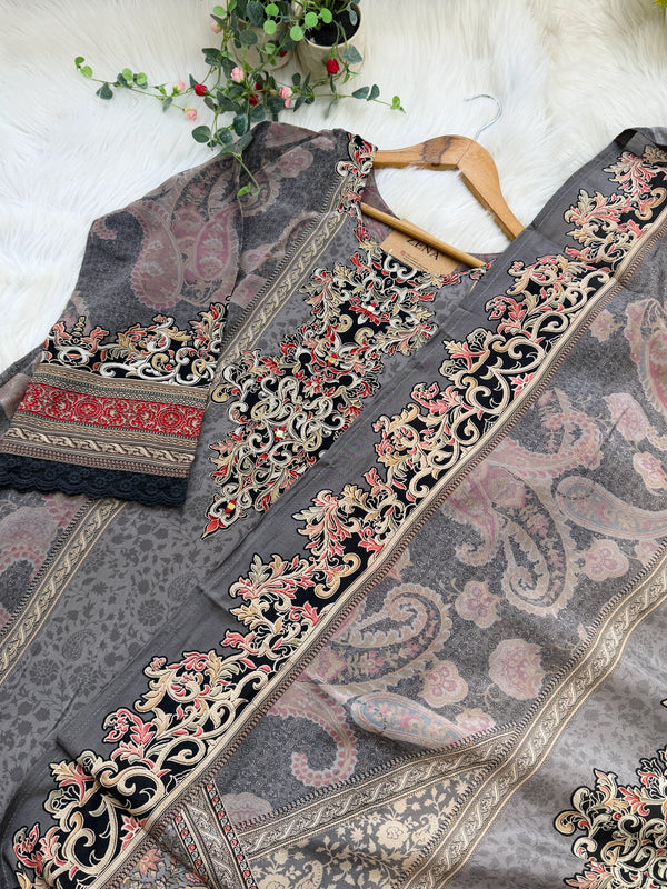 ✨ Pure Crepe Pakistani Suit ✨