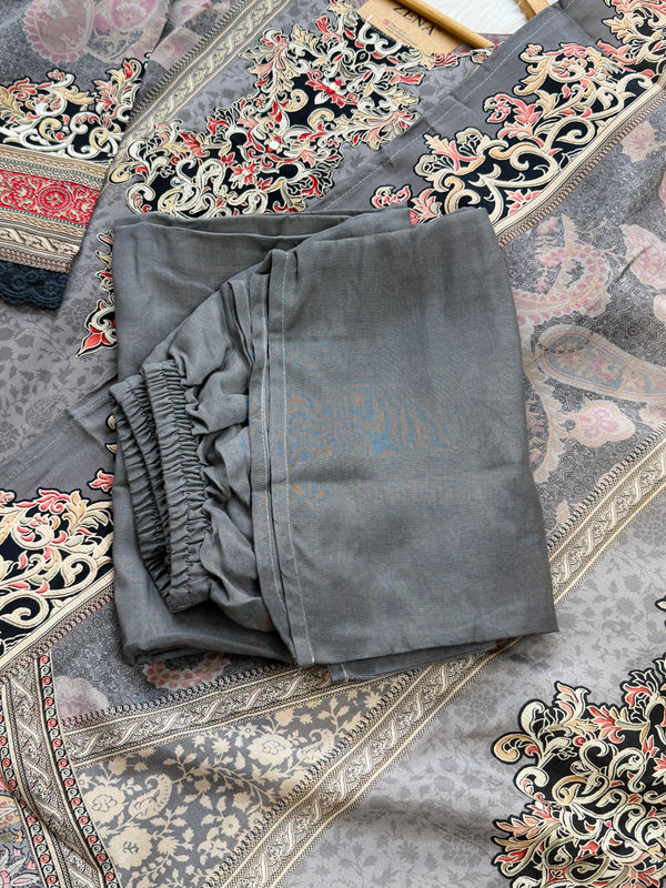 ✨ Pure Crepe Pakistani Suit ✨